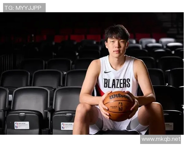 开拓者希望杨瀚森通过发展联盟继续磨练，留堂加练展现努力姿态_339